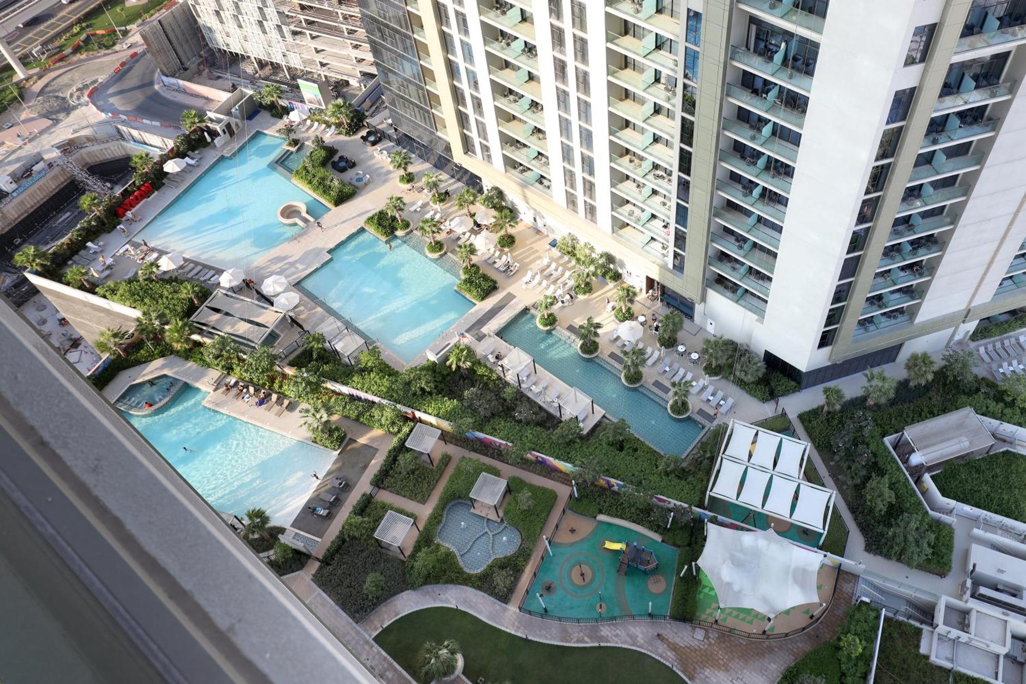 Apartment Chic Aykon 2-bedroom Retreat - Business Bay