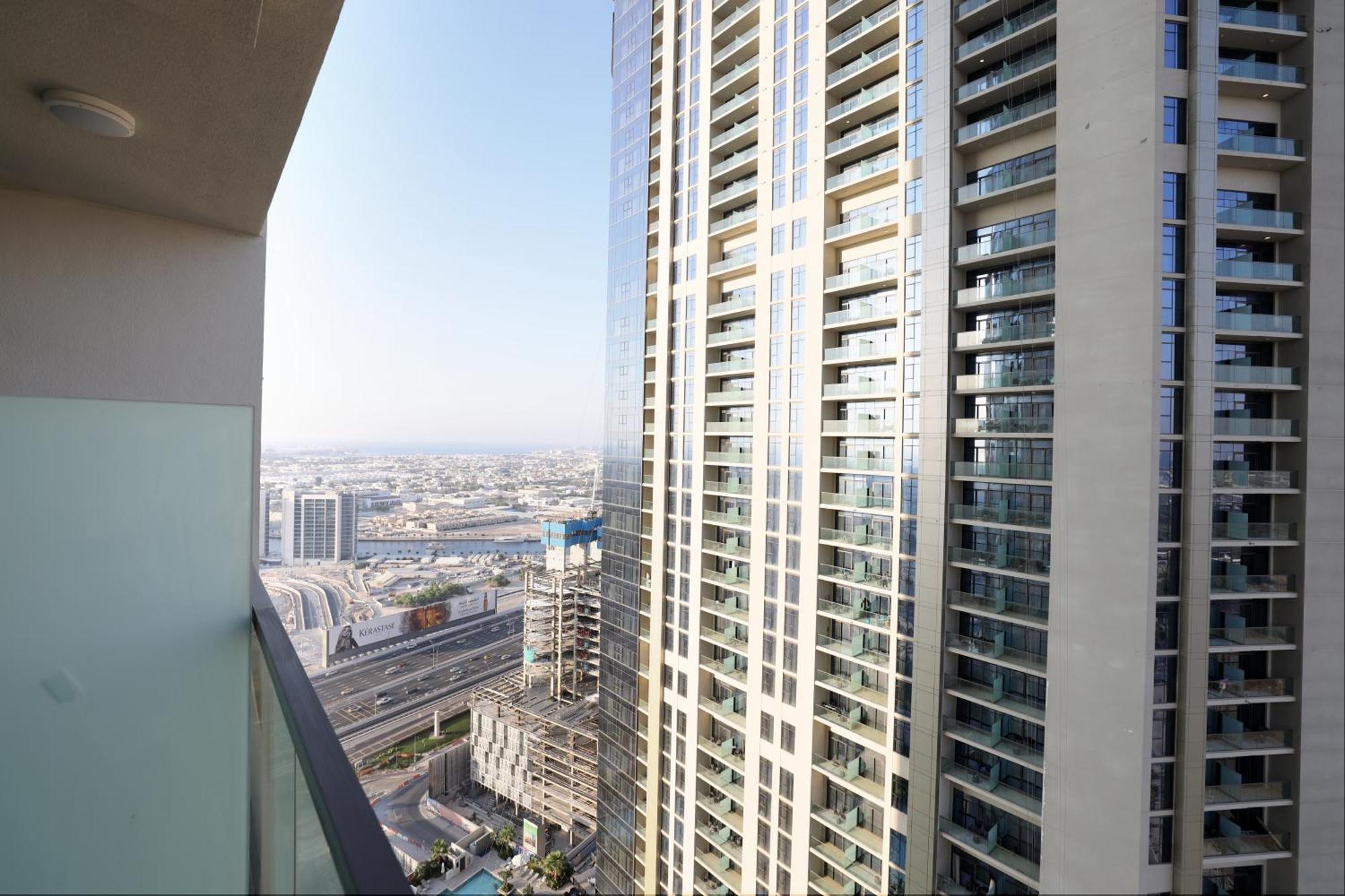 Chic Aykon 2-bedroom Retreat - Business Bay * Dubai