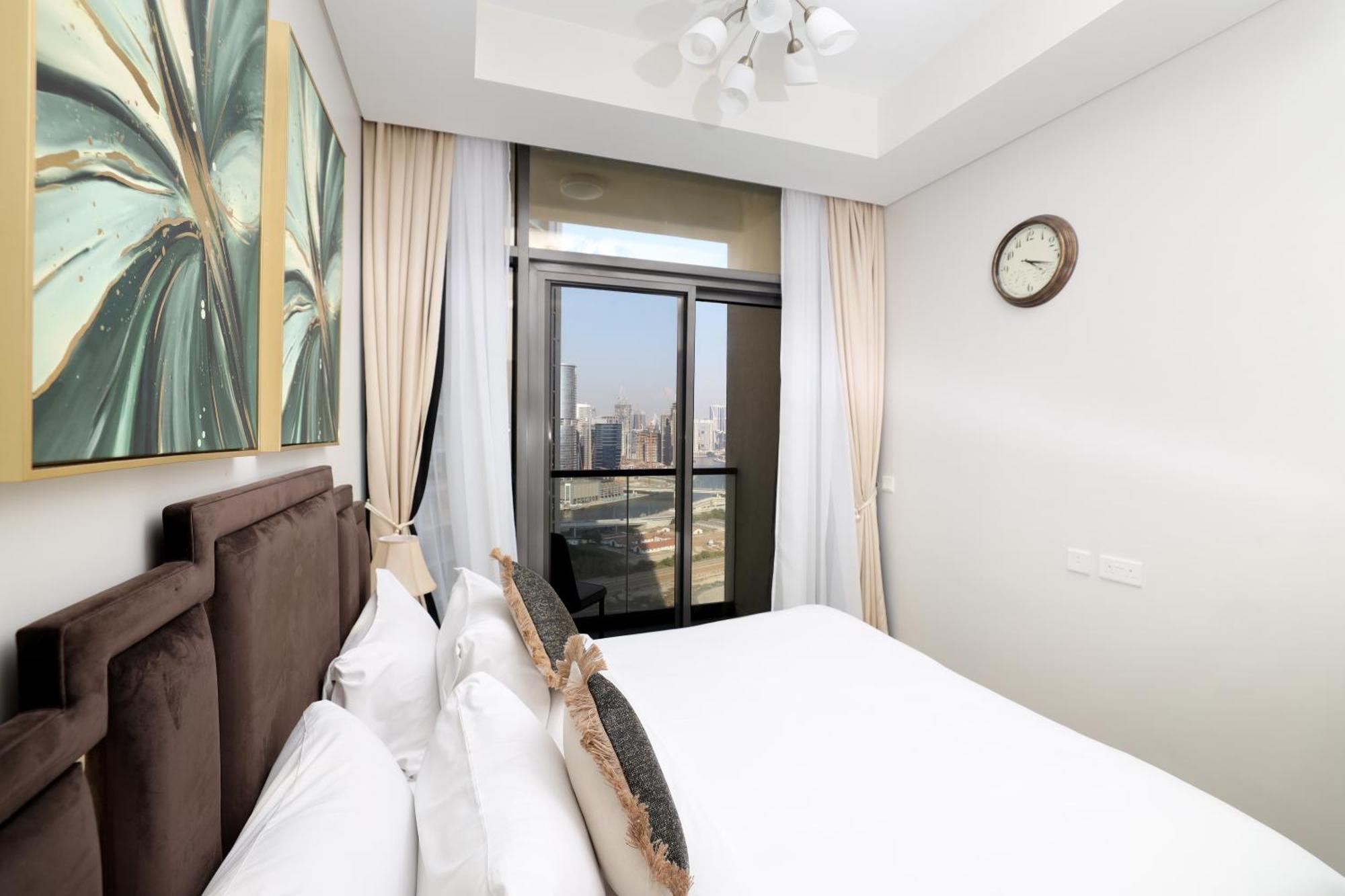 Apartment Chic Aykon 2-bedroom Retreat - Business Bay