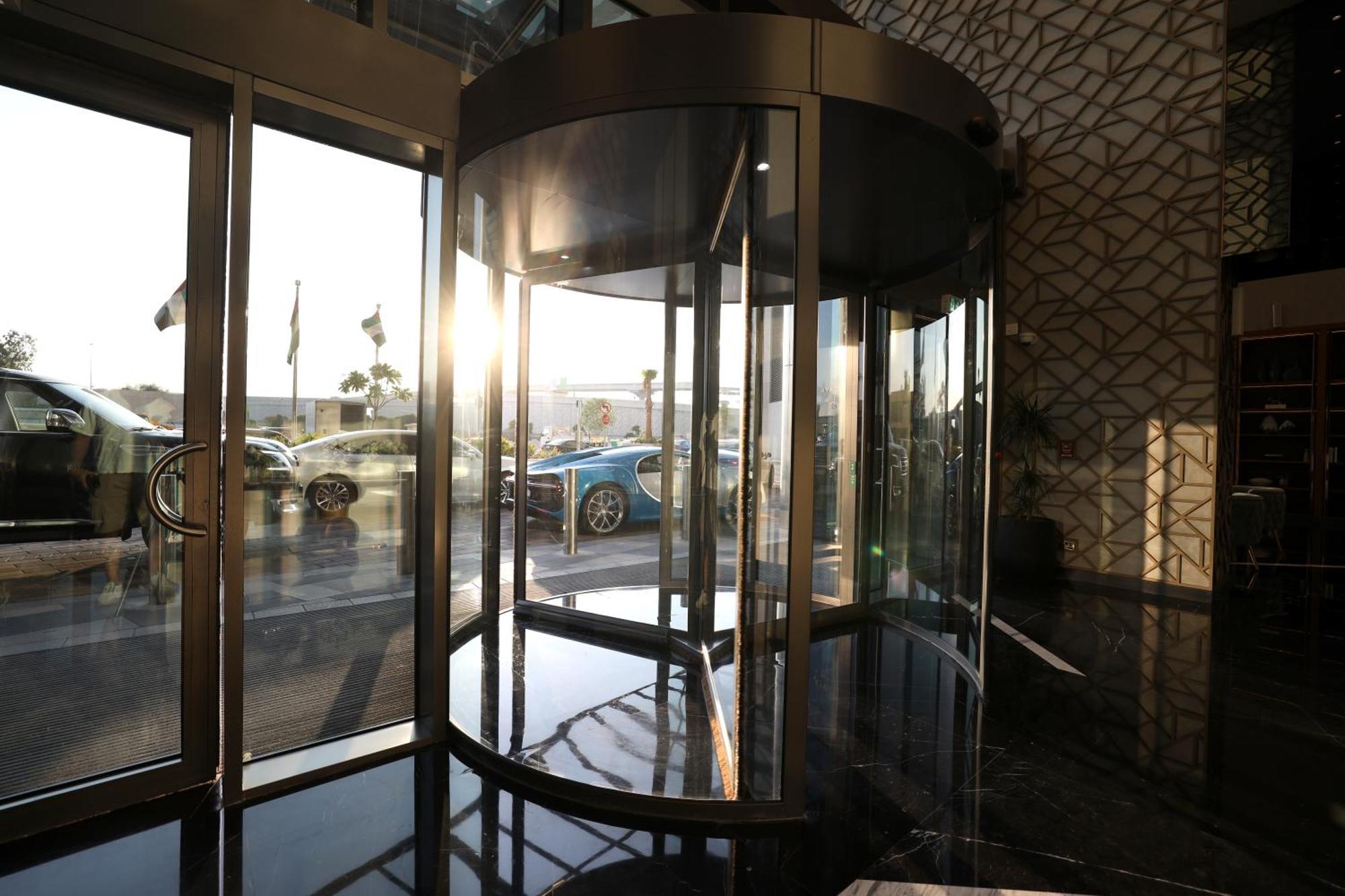 Apartment Chic Aykon 2-bedroom Retreat - Business Bay