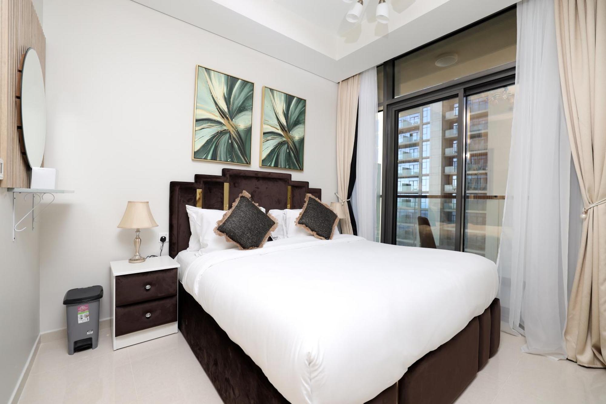 Apartment Chic Aykon 2-bedroom Retreat - Business Bay Dubai