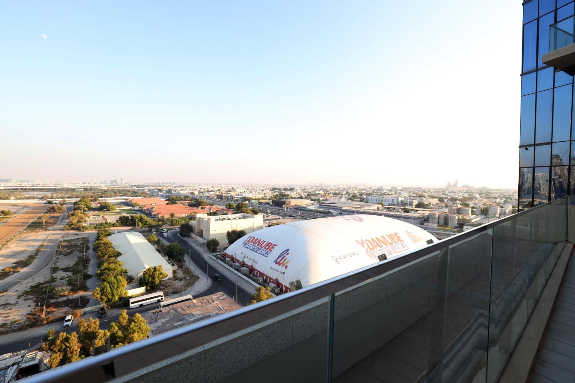 Chic Aykon 2-bedroom Retreat - Business Bay Dubai